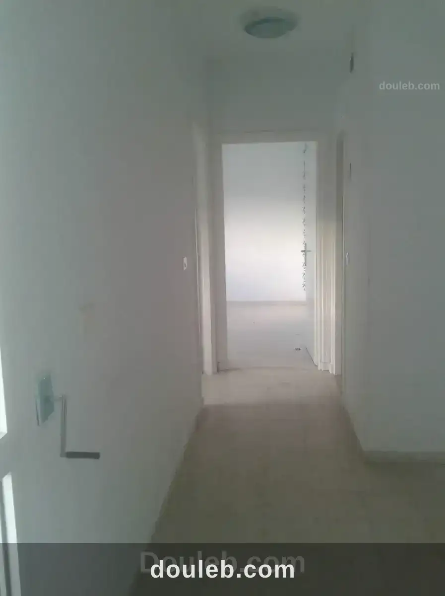 Appartement 2 pièces et salon à Tunis