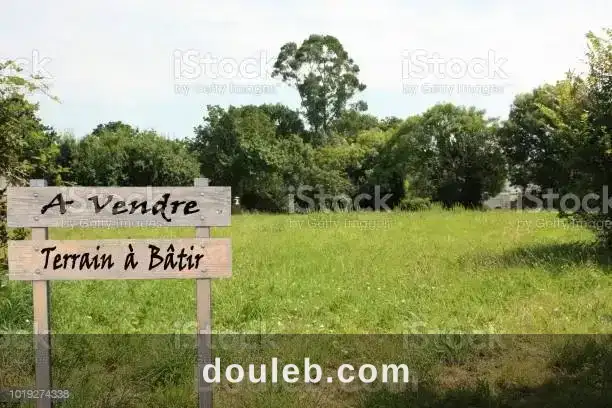 Cité jardin vnt ter 930 m2 à Tunis