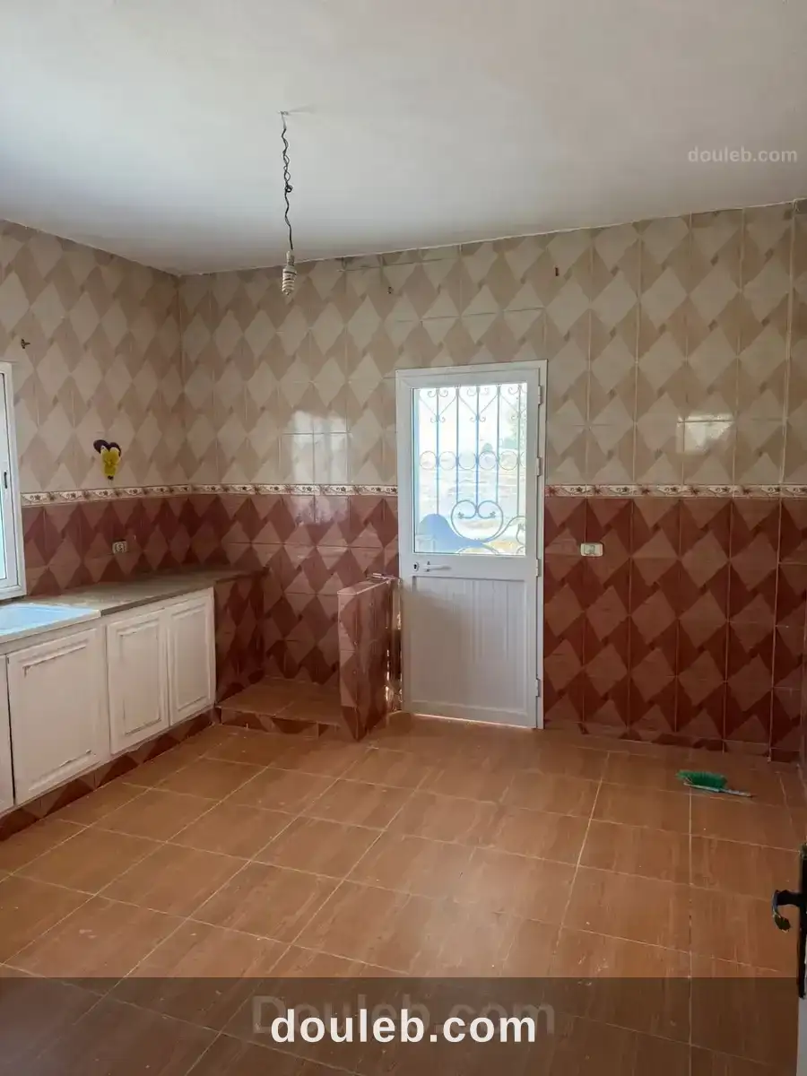 Etage de villa indépendant mourouj 6 à Tunis