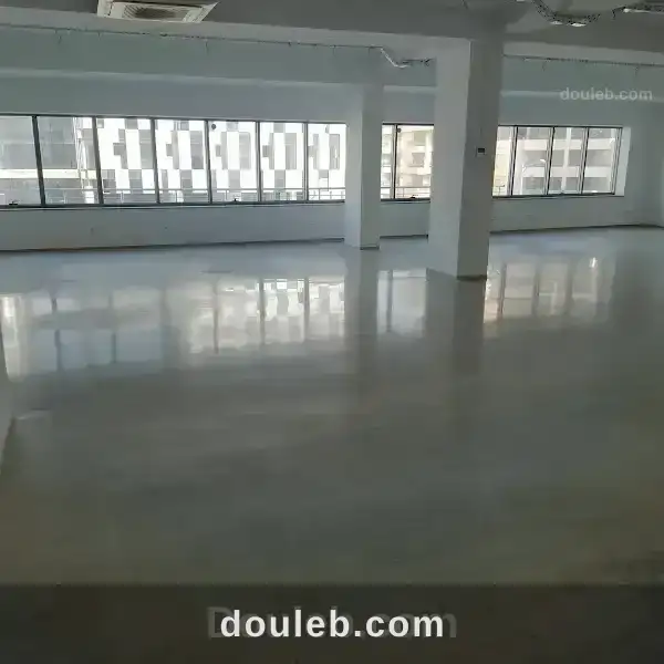 Bureau en open space 253 m2 au lac 2 à Tunis