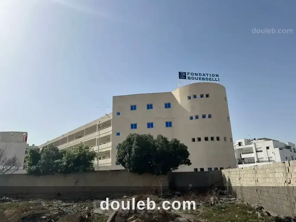 Belle opportunité d investir de 1032 mètre carré à Tunis