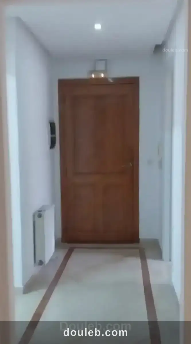 Bel s2 près magasin général à Tunis