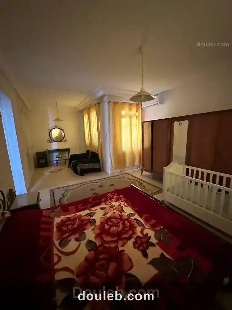 Spacieux étage villa richement meublé à Tunis