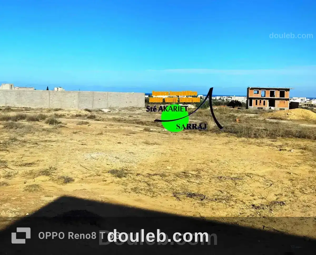 Terrain 409m vue de mer à koussour gharnata à Tunis