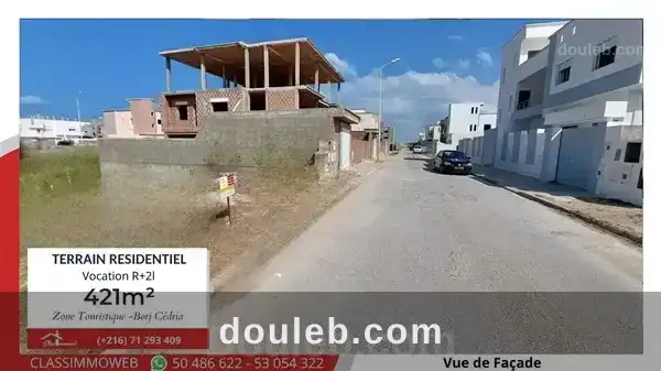 Terrain de 421 m2 à 550 d le m2 à Tunis