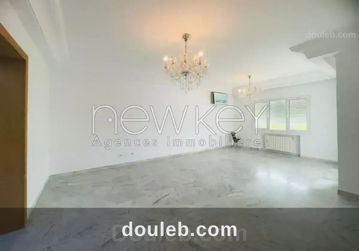 S3 à la marsa stade à Tunis