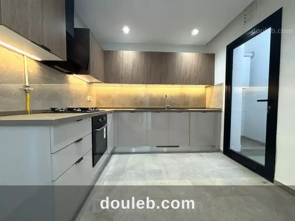 Appartement s2 neuf à chotrana 3 à Tunis