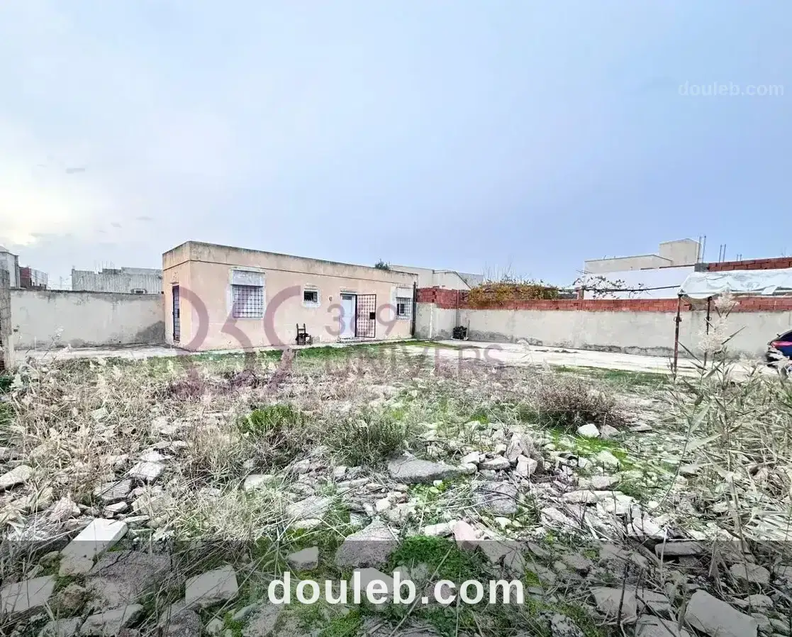 Terrain à borj touil ref st002 à Tunis