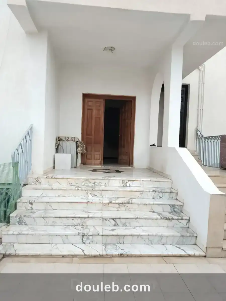 Ennasr2 vnt villa 450m2 à Tunis