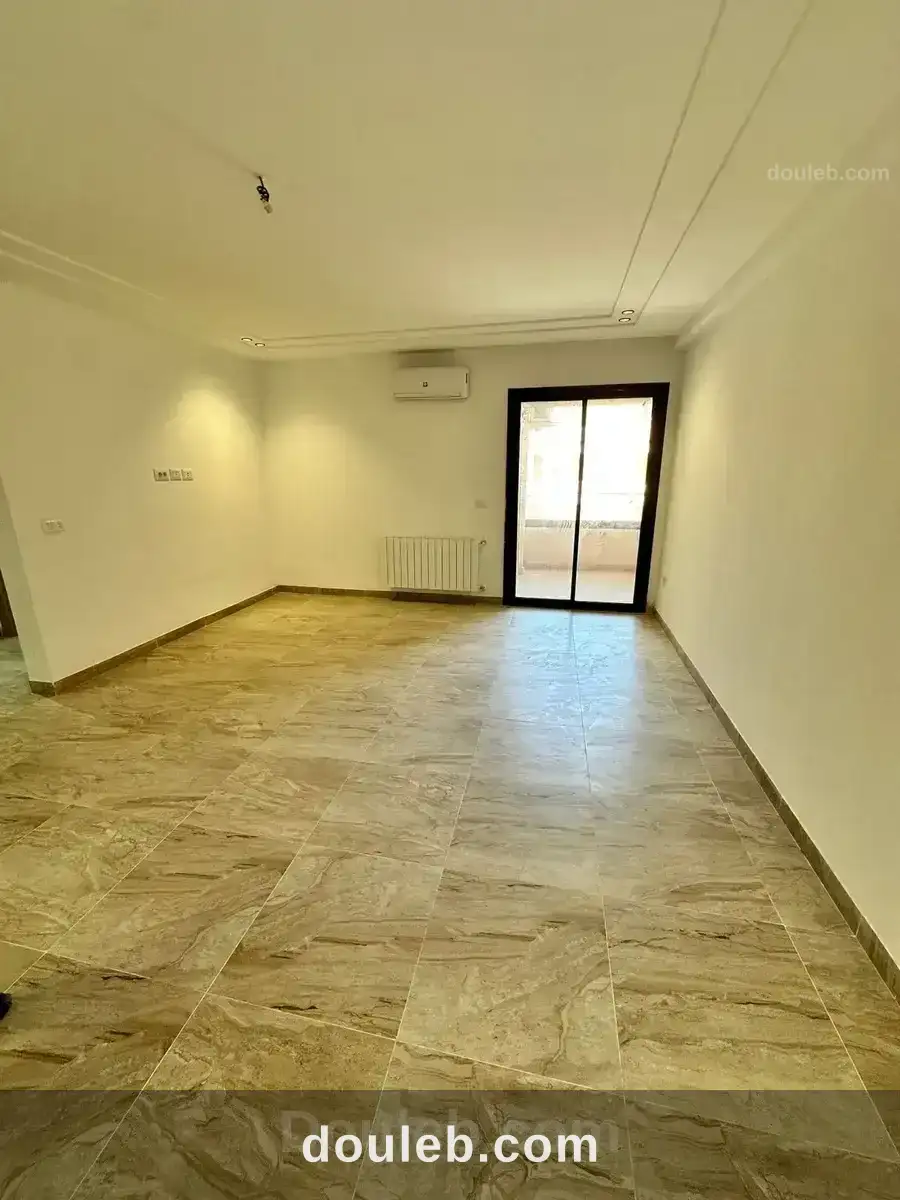 S2 avec place parking neuf a la nouvelle medina 3 à Tunis