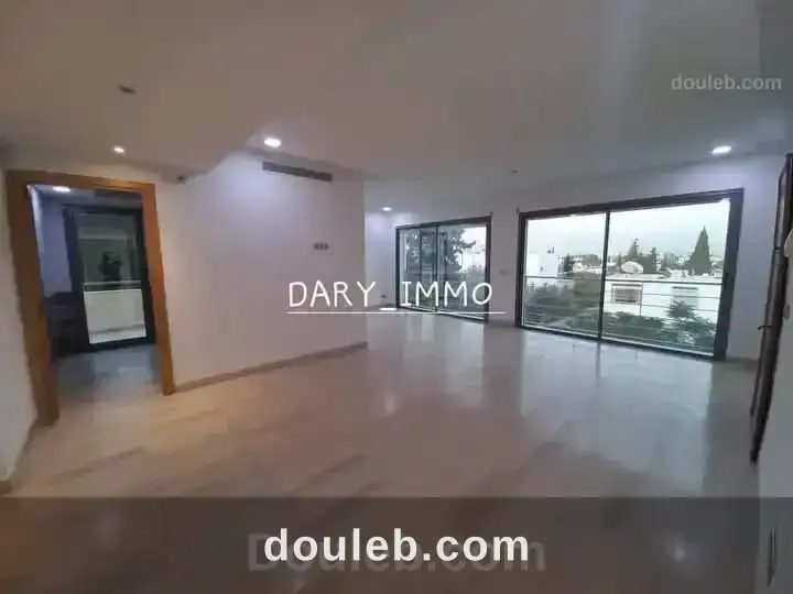 Appartement s2 comme neuf à el menzah 5 à Tunis