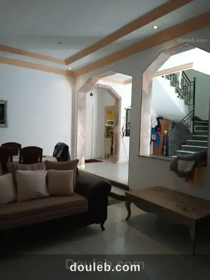 Villa mourouj 01 à Tunis
