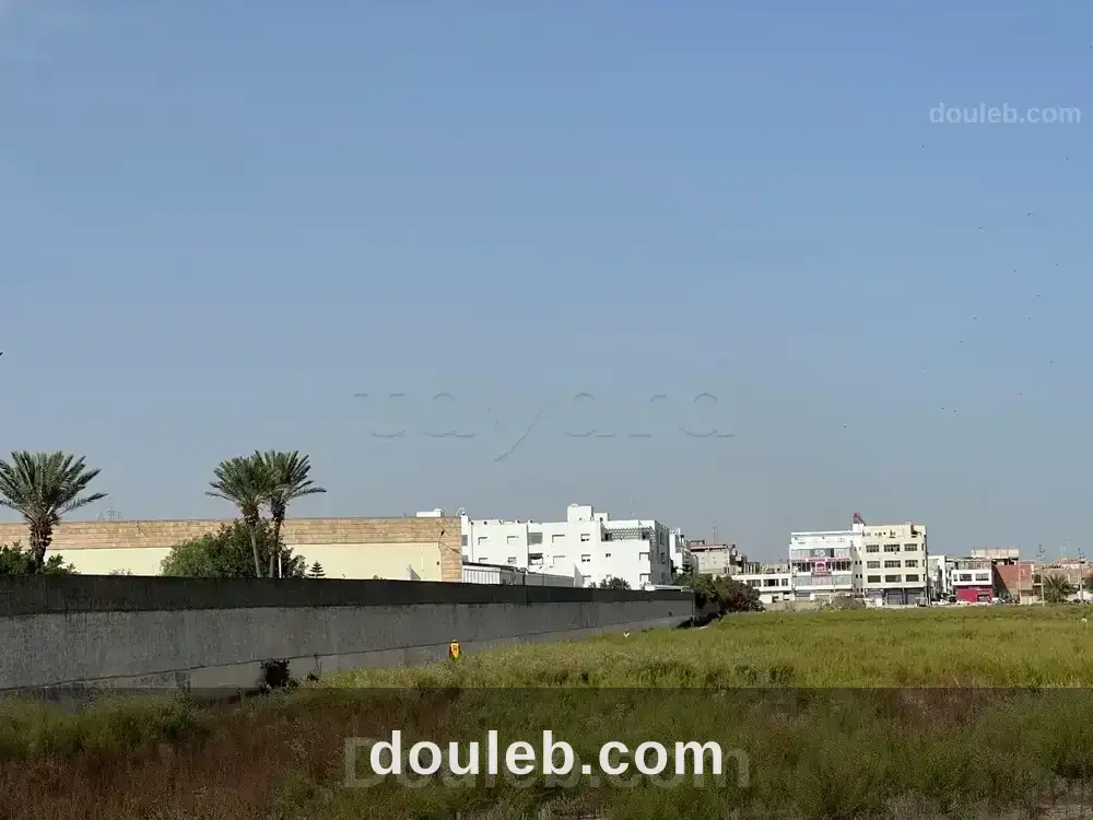 948 mètre carré pour les investissurs à Tunis