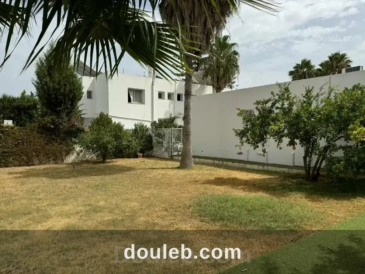Coquette villa bureautique hs à menzah 6 à Tunis