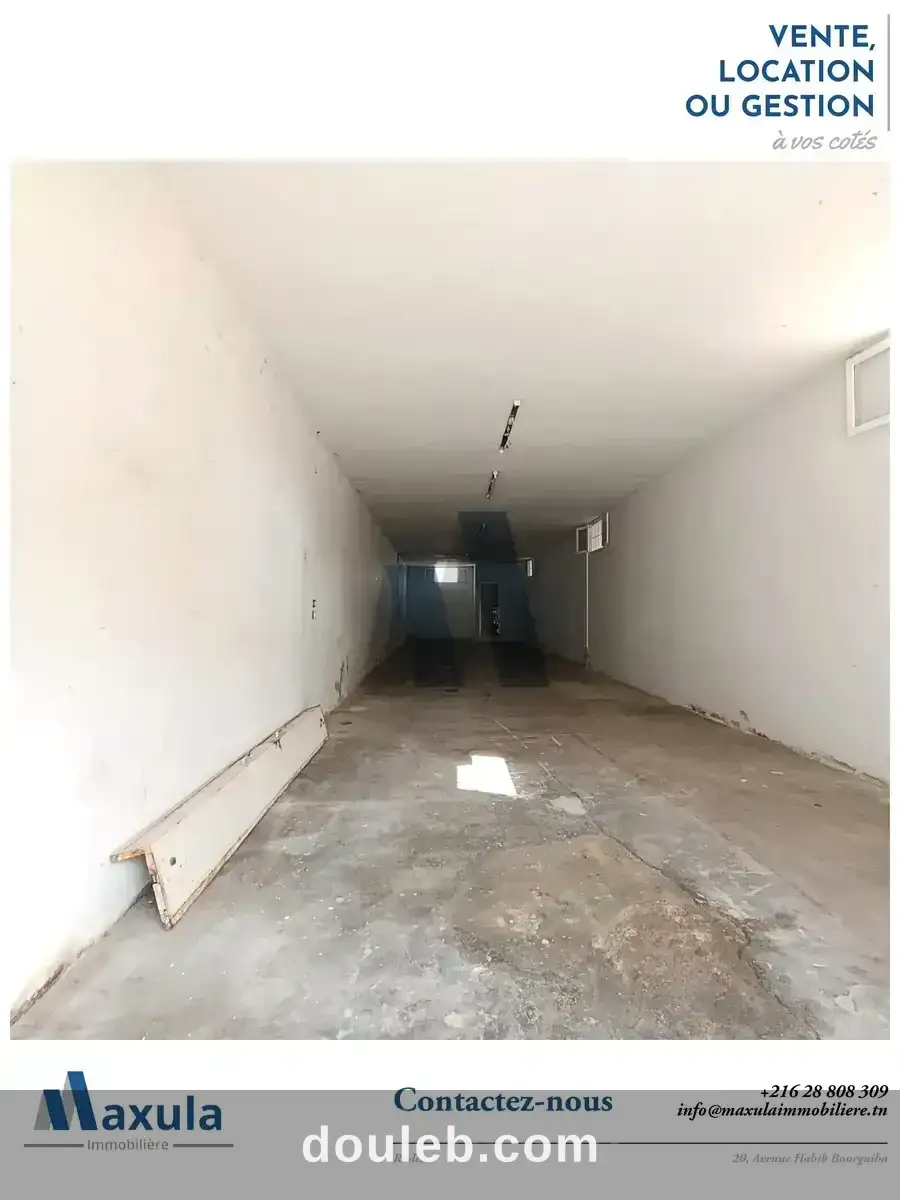 Depot rue annaba a ben arous à Tunis