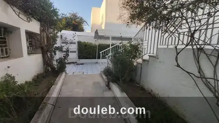 Etage de villa a la marsa à Tunis