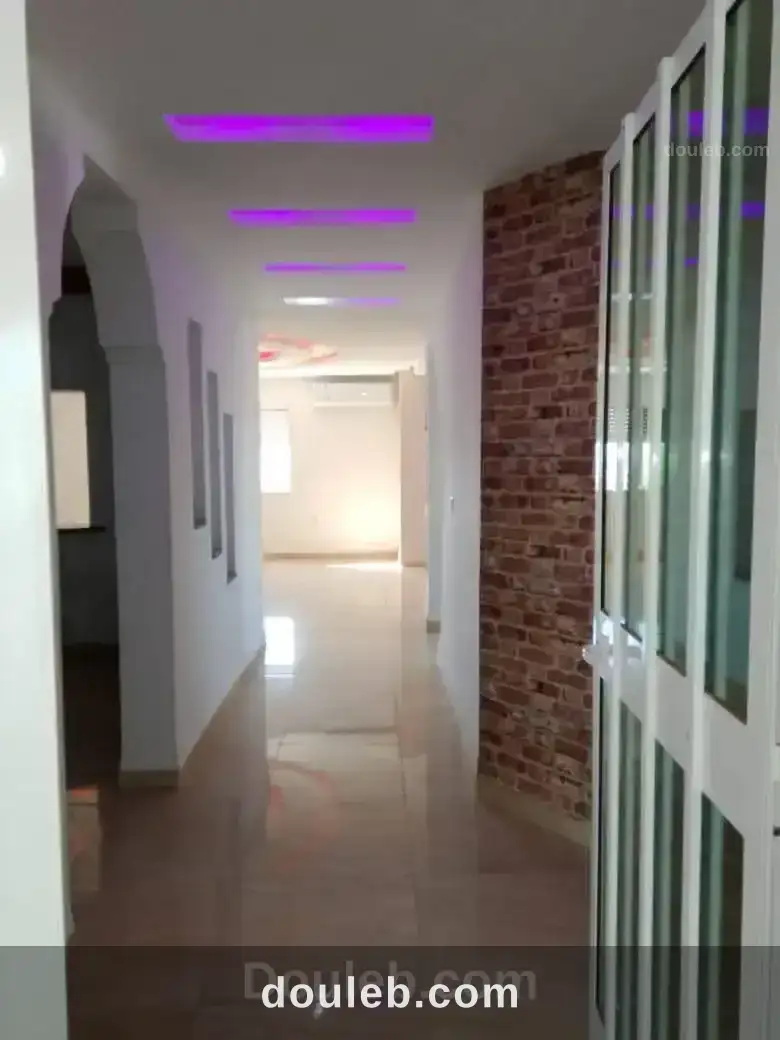 Etage de villa à cité hidhab à Tunis