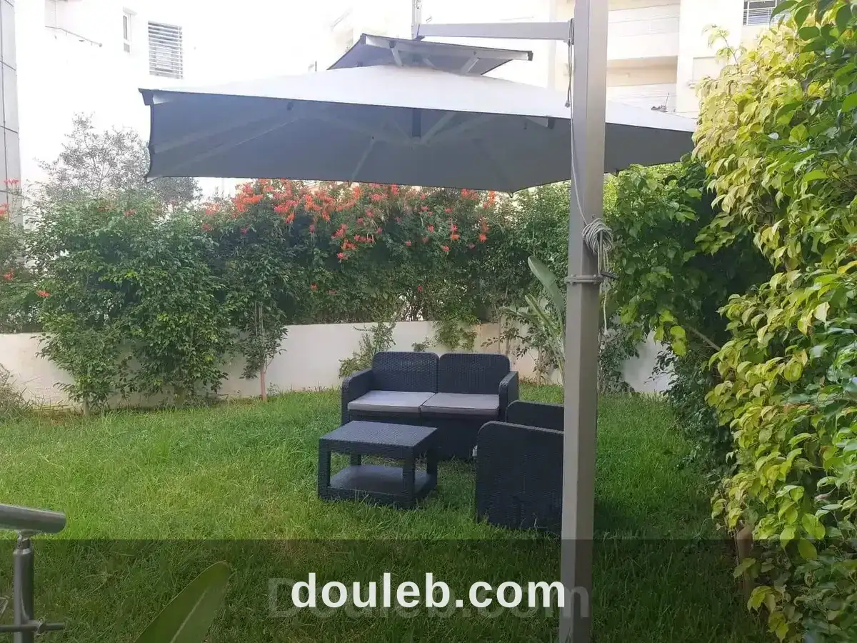 Appartement s1 spacieux avec un grand jardin à Tunis