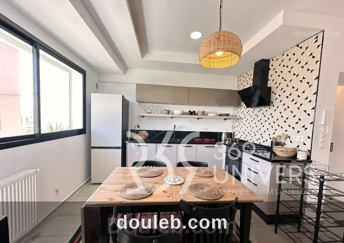 Appartement meublé avec terrasse à la marsa à Tunis