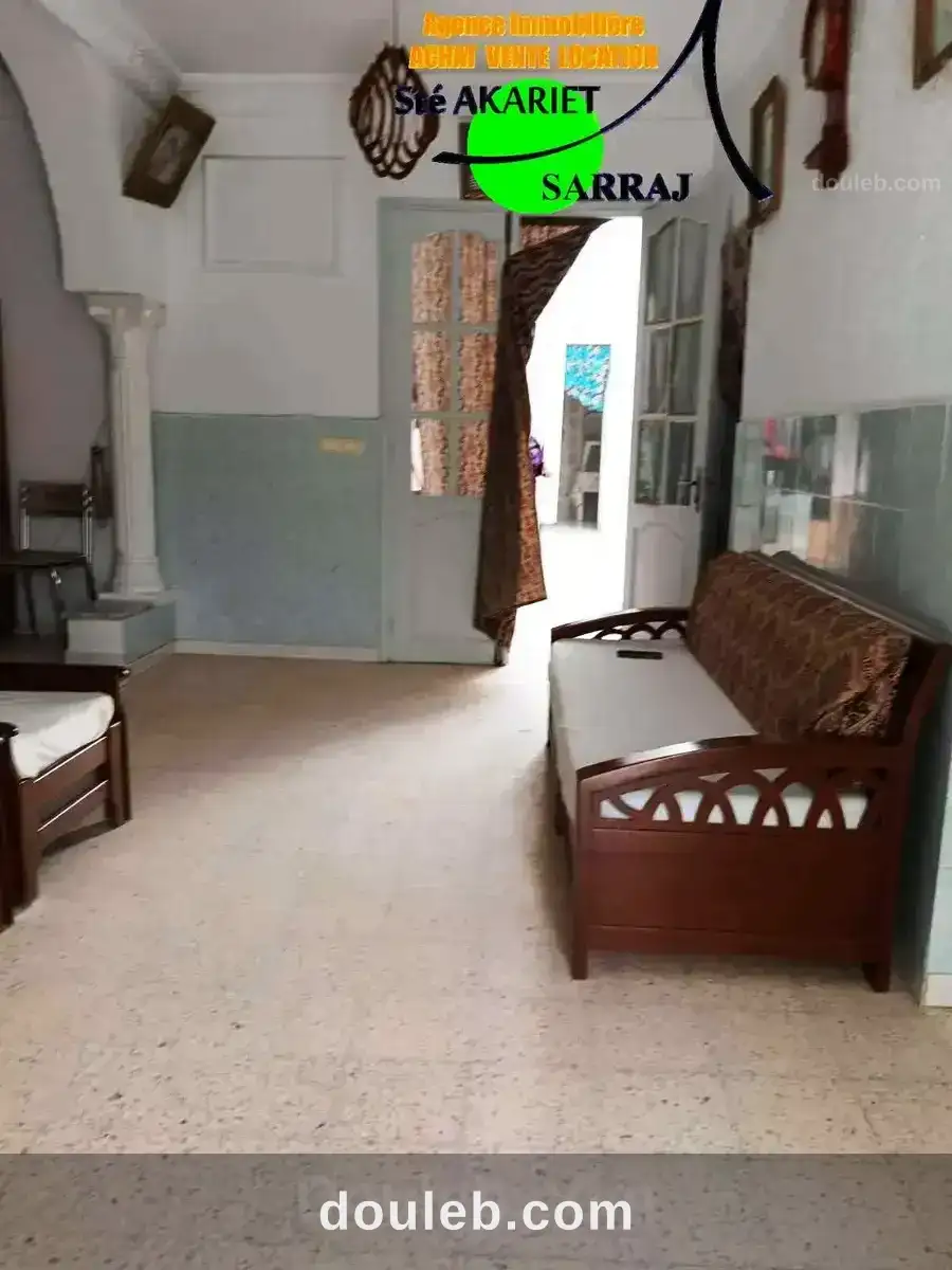 Maison r1 à khzema ouest prés de mosquée msadek à Tunis