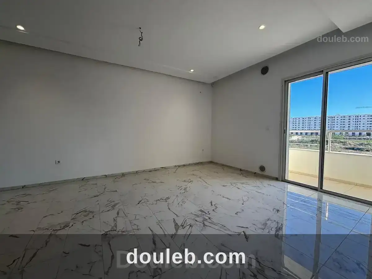 Appt s2 à cité les palmeraies l'aouina à Tunis