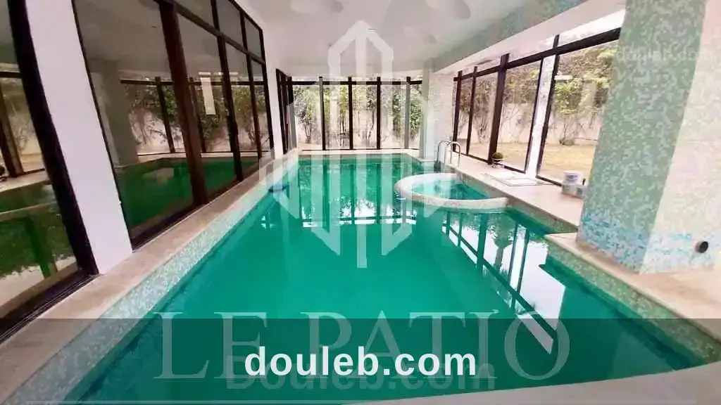 Villa s4 avec piscine couverte a la marsa à Tunis