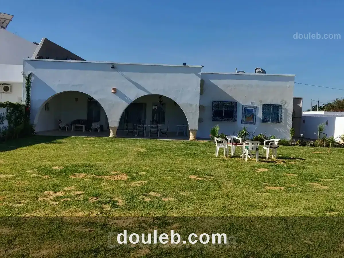 Ariana borj youssef vnt villa sa207 à Tunis