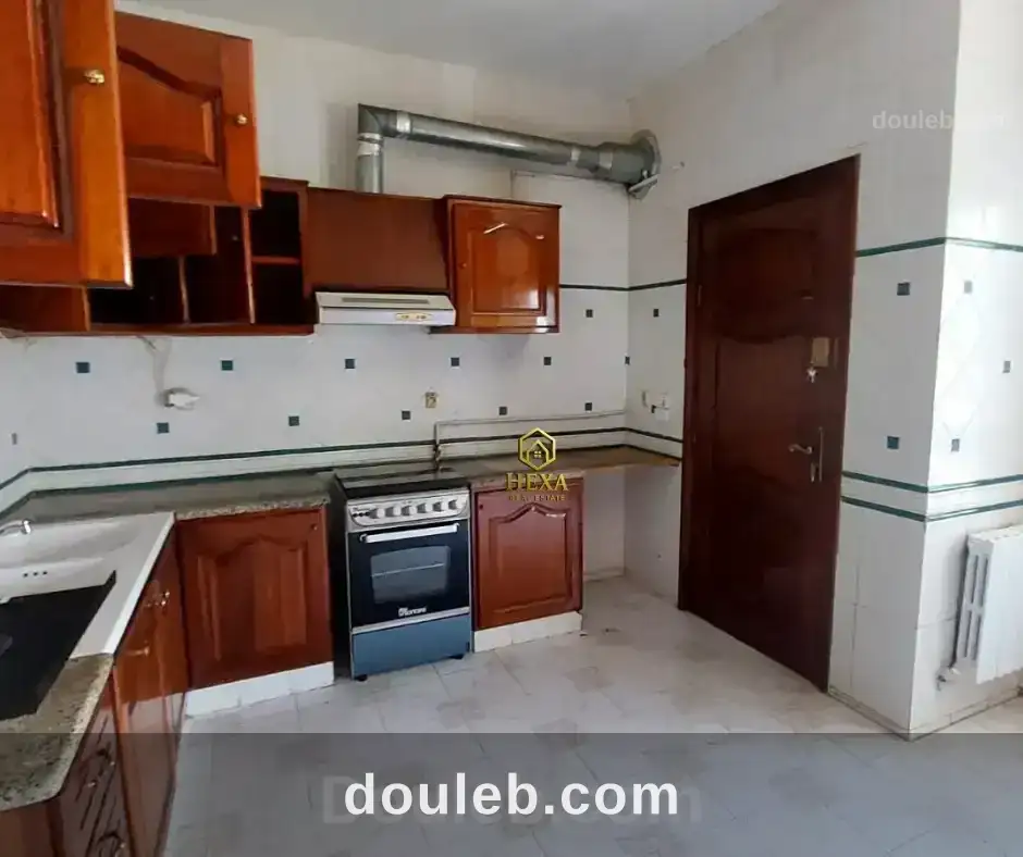 Villa s3 en suite avec jardin à la marsa à Tunis