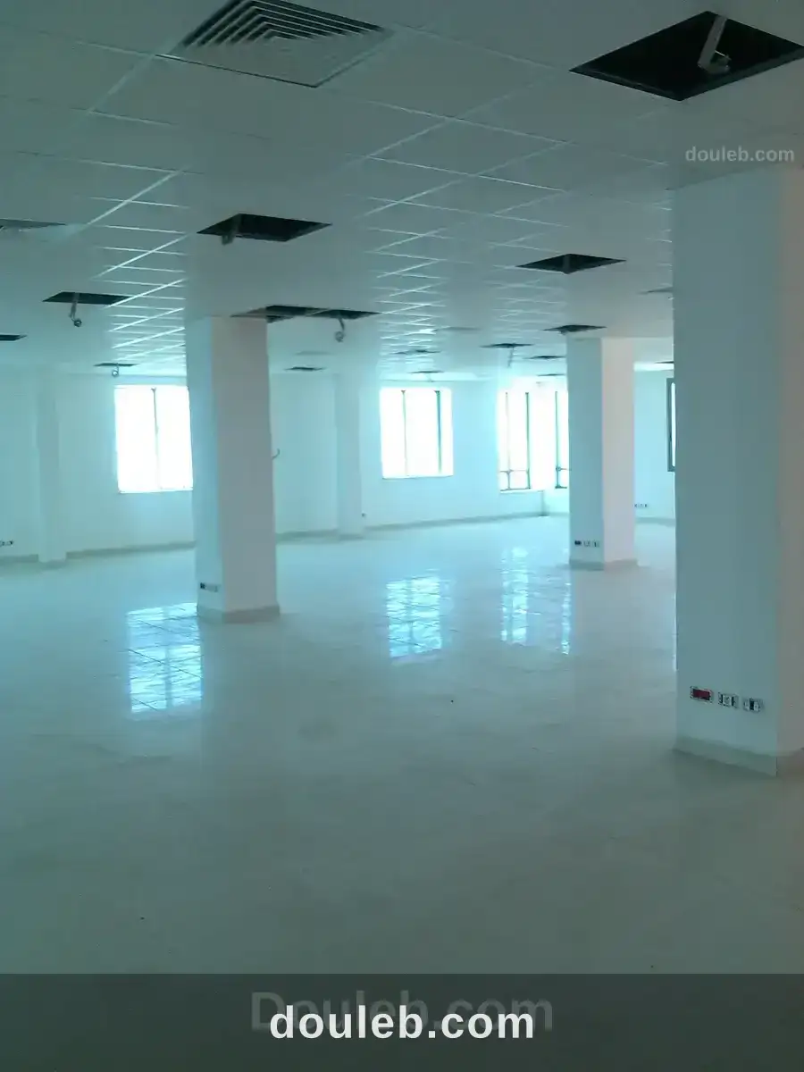Spacieux open space 1300 m2 à charguia 2 à Tunis