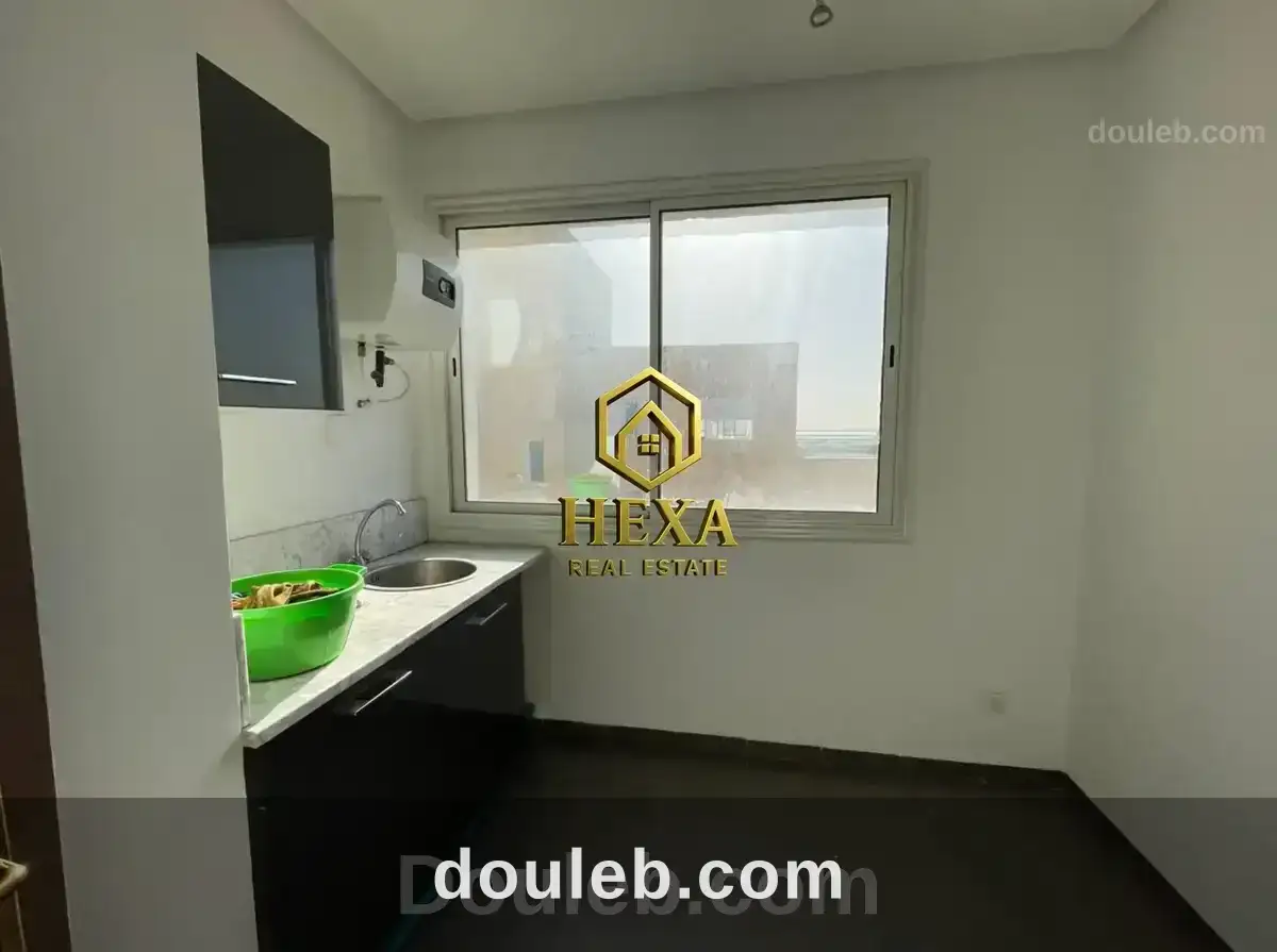 H8 à usage bureautique au lac 2 à Tunis