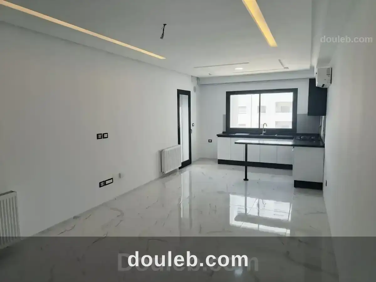 Appartement s2 neuf haut standing à jardins aouina à Tunis