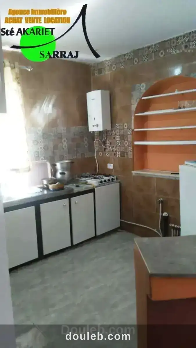 Appartement à 80m de la route touristique khzema à Tunis
