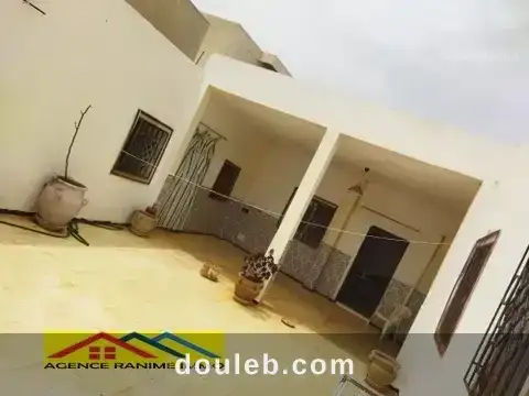 Maison arabi dans 362m2 a el haouaria cap bon à Tunis