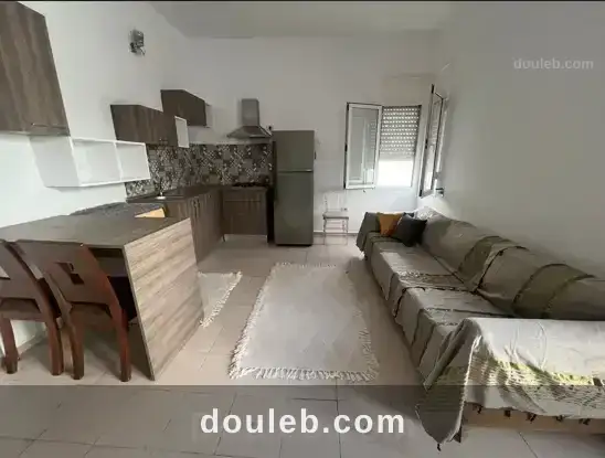 Studio meublé - Miniature 3