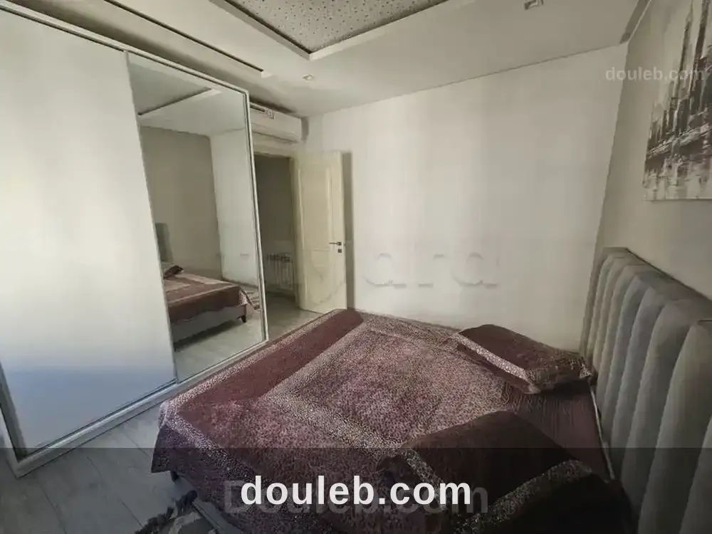 Appart s1 meublé haut standing à menzah 9c - Miniature 3