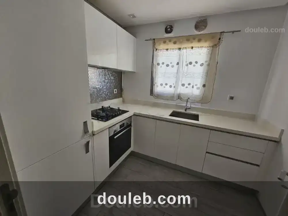 Appart s1 meublé haut standing à menzah 9c - Miniature 4