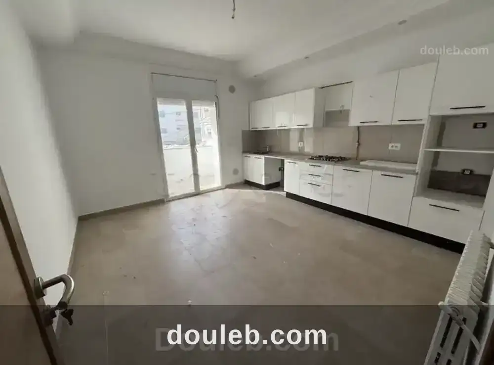 Un magnifique étage de villa s3 à borj baccouche - Miniature 5