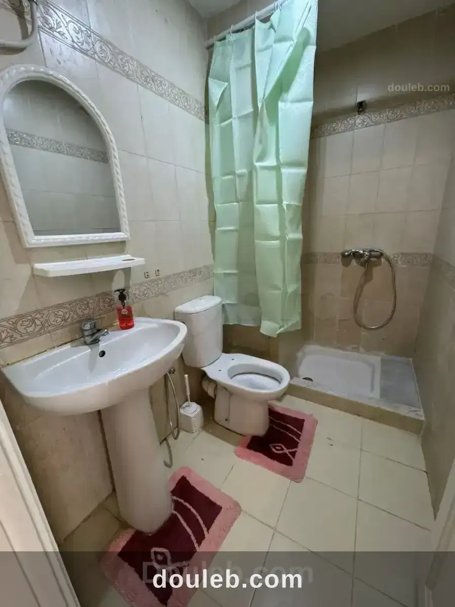 Studio s0 spacieux et luxueusement meublé - Miniature 3