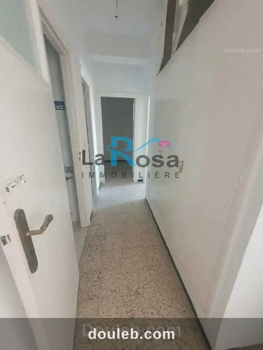 Un vaste appartement s3 à manar2 - Miniature 5