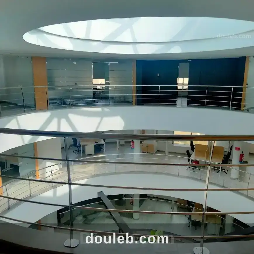 Immeuble bureautique 4255 m2 hs standing au lac 2 - Miniature 3