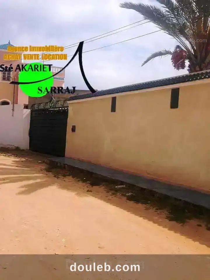 Villa 1000m prés salle des fêtes sghaier akouda - Miniature 2