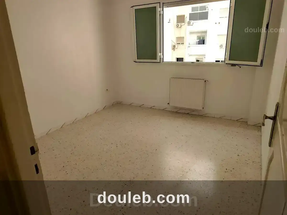 S plus 1 avec balcon - Miniature 2