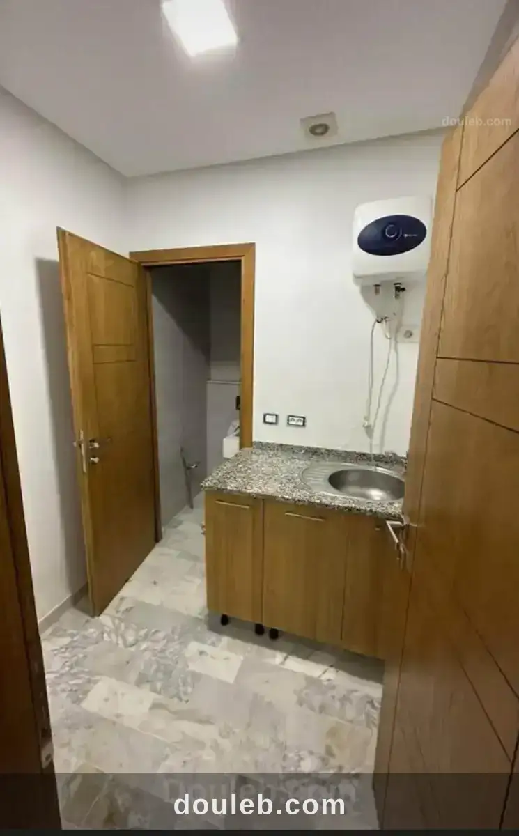 Bureau h3 a manar 1 - Miniature 2