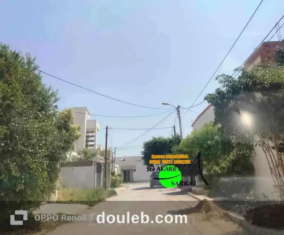 Terrain 200m pas loin de municipalité tantana - Miniature 3