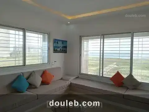 Maison pieds dans l'eau - Miniature 2