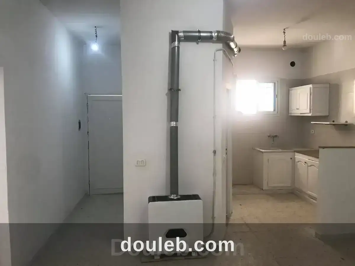 Rdc et 1er étage au centre ville - Miniature 5