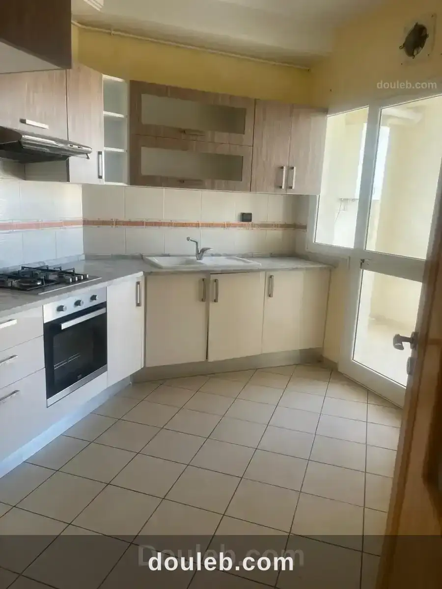 Bel appartement au 3ème étage - Miniature 3