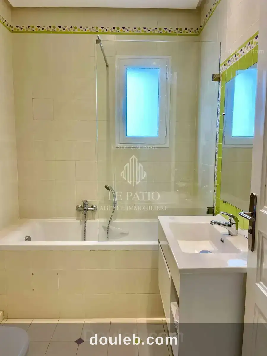 Villa avec jardin a la marsa sdd - Miniature 4