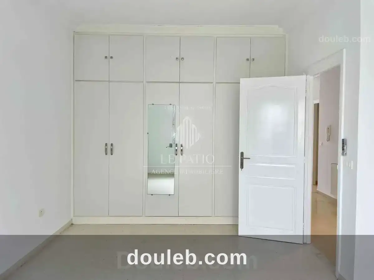 Villa avec jardin a la marsa sdd - Miniature 5