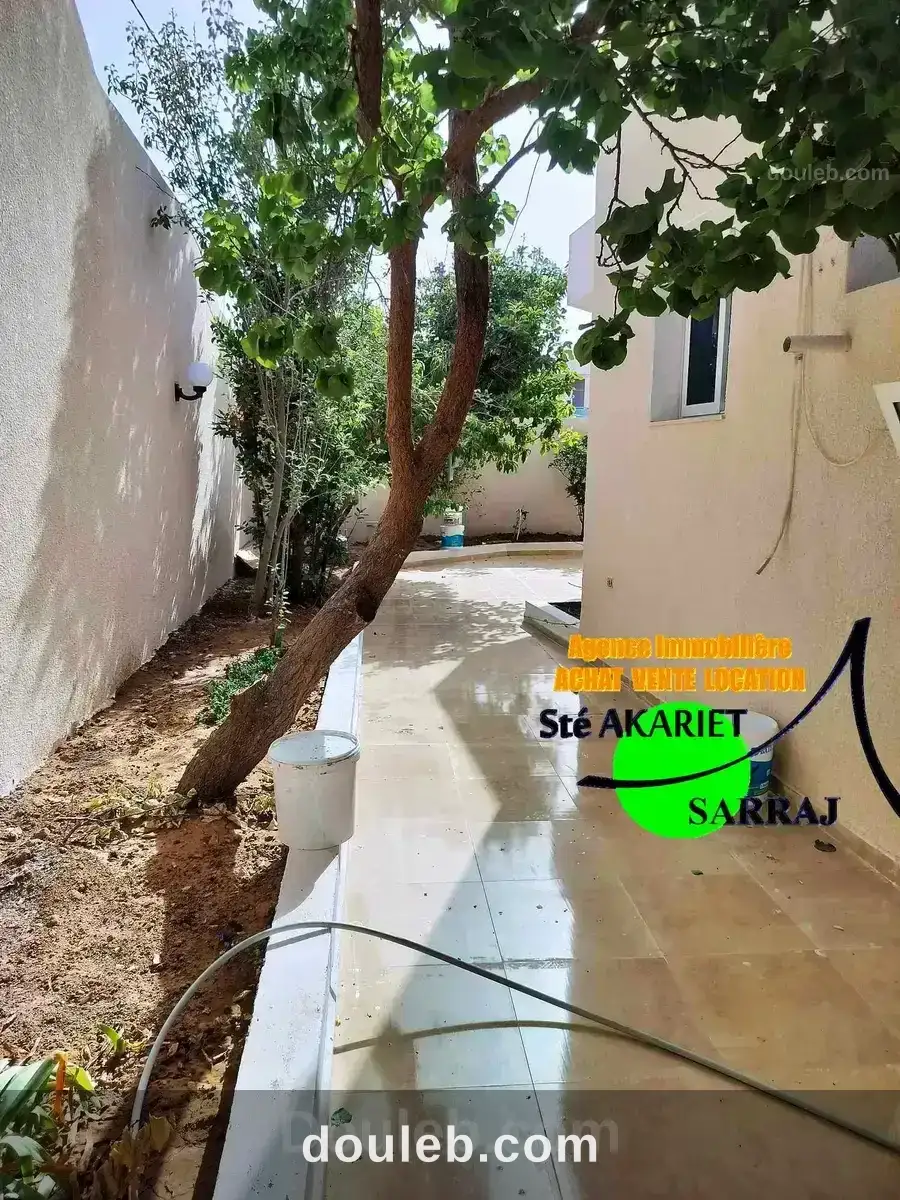 Villa plain pied avec jardin et garage à akouda - Miniature 5